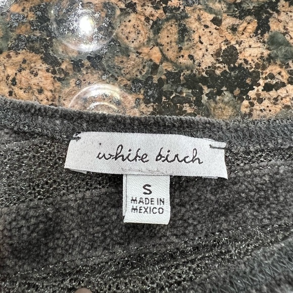 White Birch Gray Striped Sweater Off One Shoulder Size Small - Picture 4 of 6